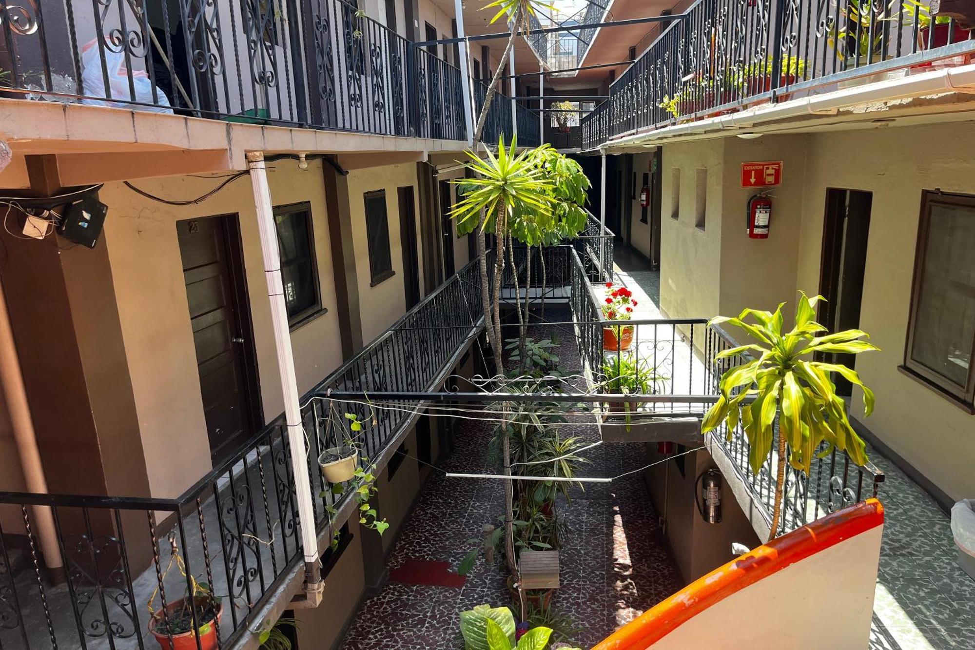 Oyo Hotel Linda ติฮัวนา ภายนอก รูปภาพ